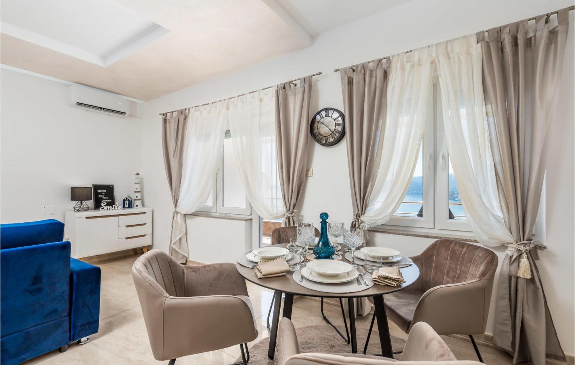 2 Bedroom Amazing Apartment In Rijeka Dış mekan fotoğraf